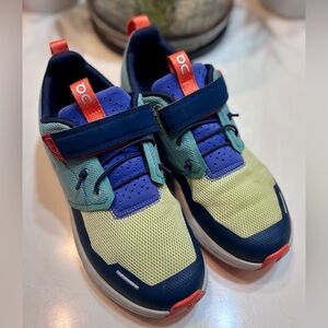 On Running Cloud Play Green Acacia sz 2